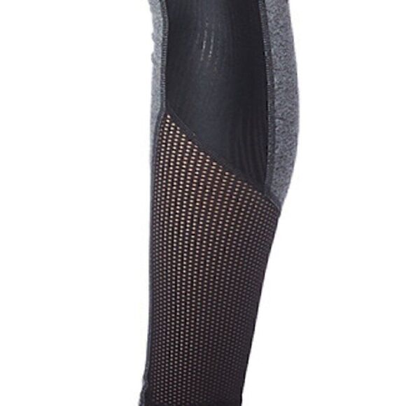 NWT Set of Sports Bra & Leggings Strong by Zumba M - Picture 4 of 9